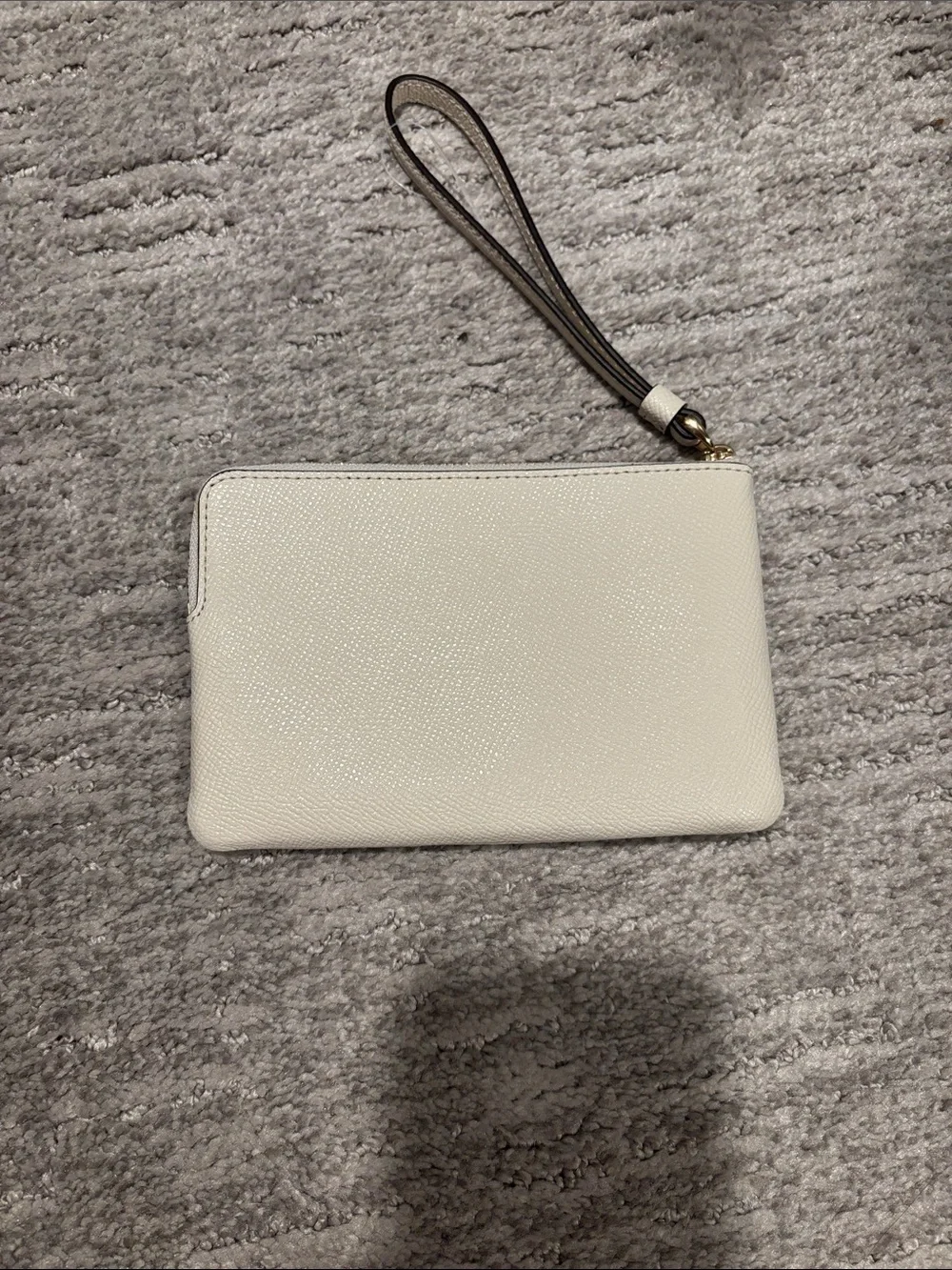 COACH Cream Pebbled Leather Wristlet Clutch with Gold Logo
